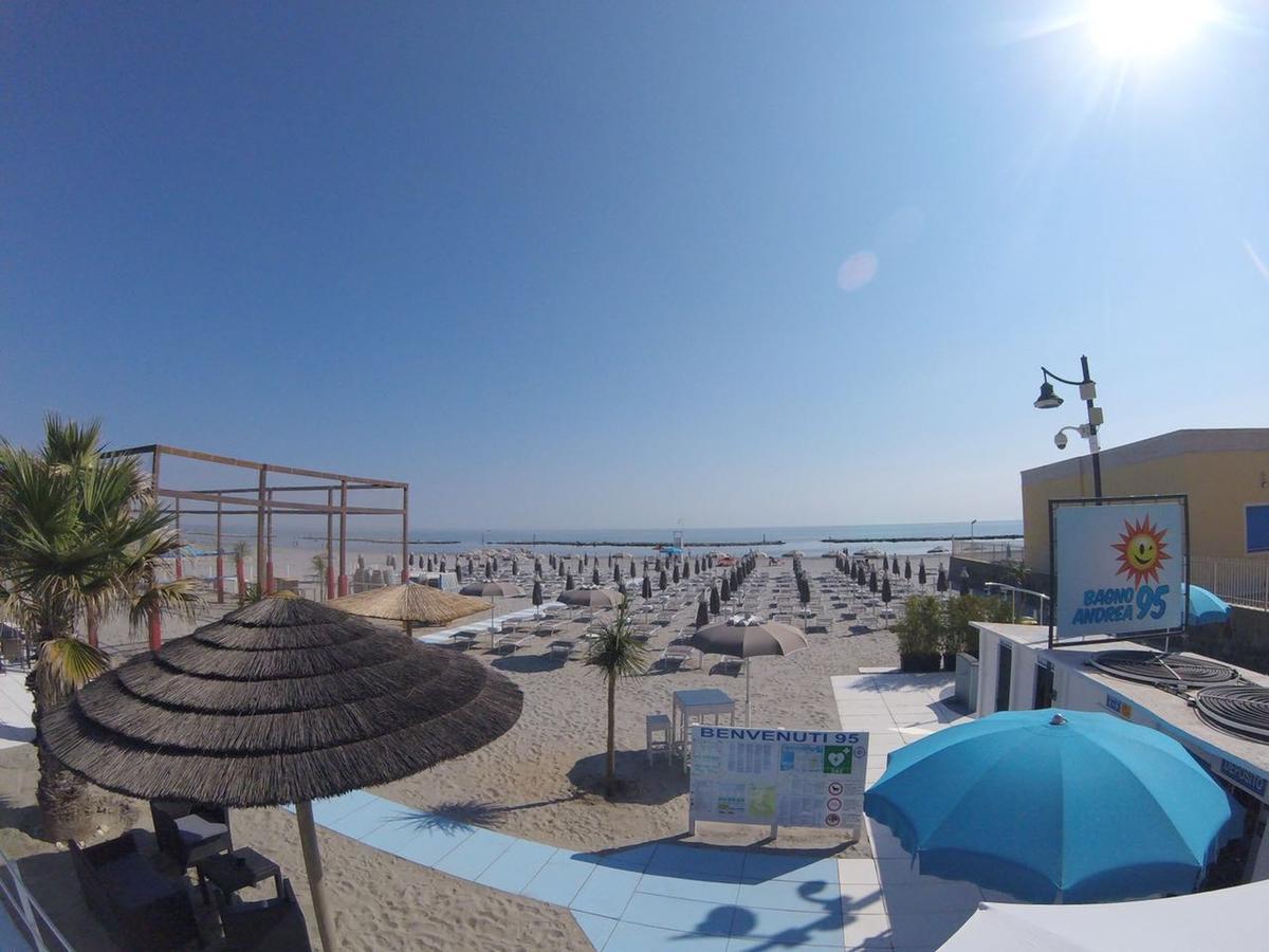Hotel Villa Cesira Bellaria-Igea Marina Exterior foto